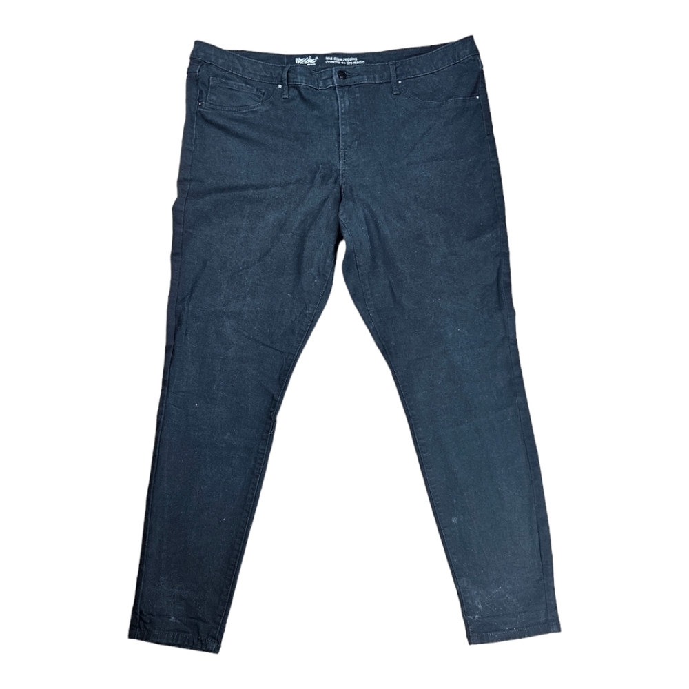 Used Mossimo Supply  women mid rise Jeaggings  Size 18